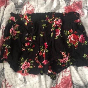 Flower pattern shorts